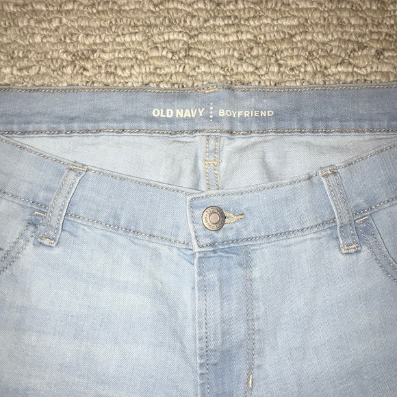 Old Navy Shorts - Picture 2 of 4
